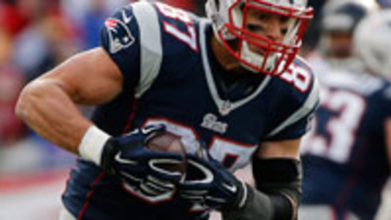 Gronkowski-Rob-141027-SL.jpg