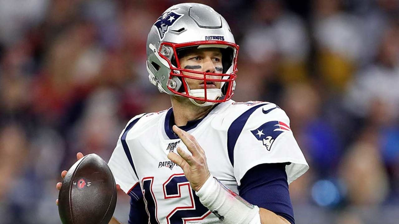 Injuries Tom Brady (toe/elbow) limited at practice