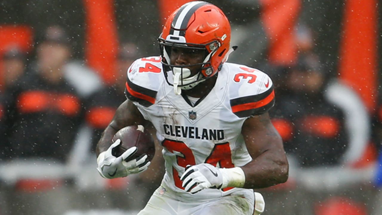 Browns trade former 49ers RB Carlos Hyde to Jaguars