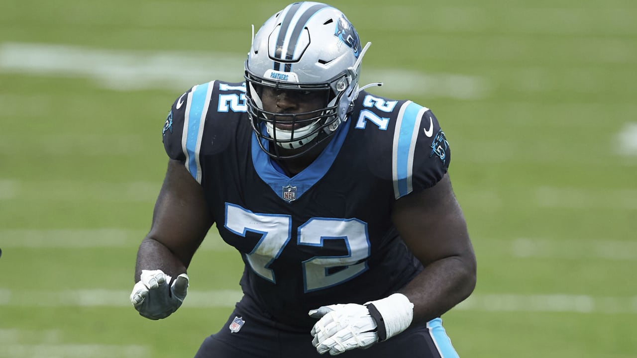 Taylor Moton Signs With Carolina Panthers