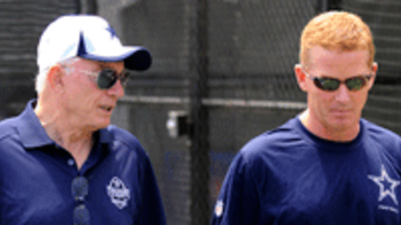 jerry-jones-jason-garrett-spot_140327.jpg