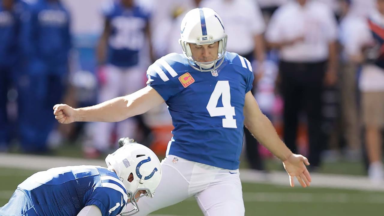 46-year-old kicker Adam Vinatieri appears to tease an imminent retirement  after missing 2 extra points on Sunday