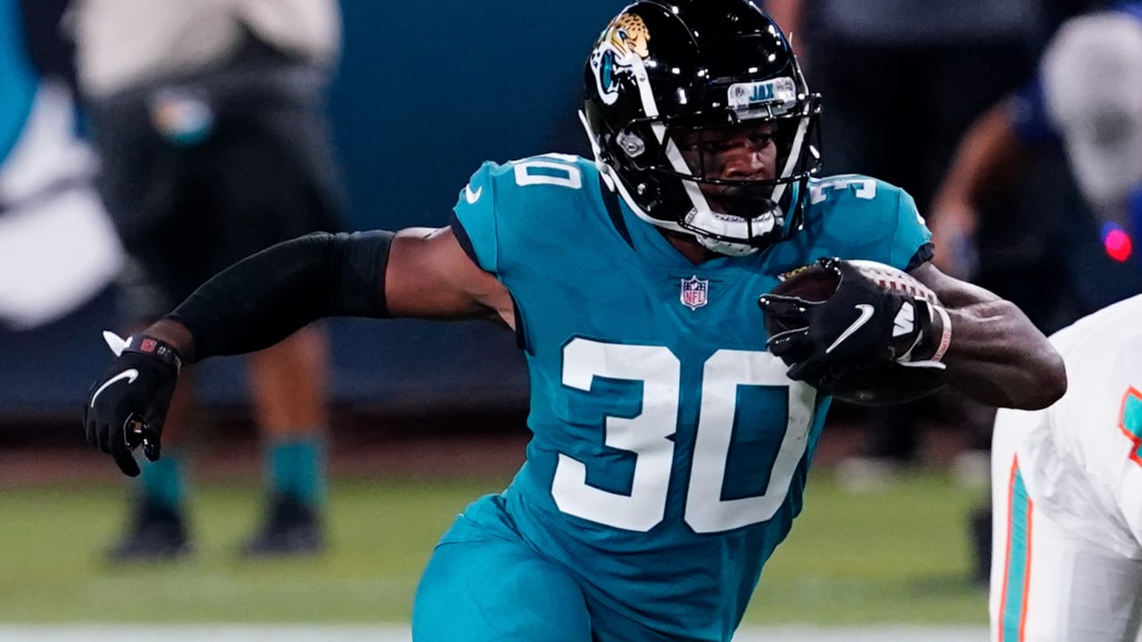 AP source: Jets acquiring RB James Robinson from Jaguars