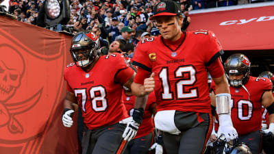 SPUN . by Sports HOMEPAGE MORE TOP STORIES NFL TAMPA BAY BUCCANEERS / TOP  STORIES Breaking: Tom Brady Announces He's Coming Out TVRN ON THE NVWS -  TVRN ON THE NVWS - iFunny Brazil