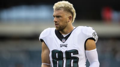 Will Eagles make a decision on Zach Ertz before the preseason? Training  camp breakdown 