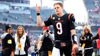 Joe Burrow says he wasn't offended by gold jacket comment, but Bengals QB  hints they were on his mind in stunning performance