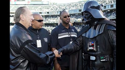 That time when Al Davis shook hands with Darth Vader