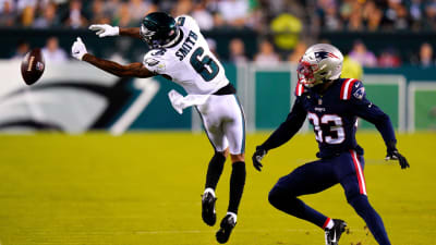 Eagles WR DeVonta Smith looks good in workouts since injuring knee, but  will he play in Thursday's preseason game vs. Patriots? – The Morning Call