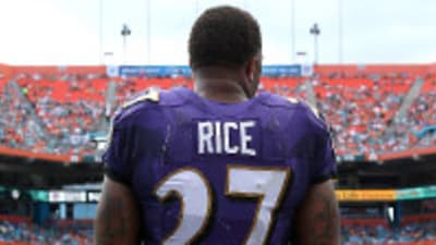 Ray Rice jersey swap attracts 7,000 fans