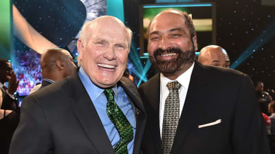 NFL World Left in Tears as Terry Bradshaw Honors Legend Franco Harris in  Emotional Tribute Live on National TV - EssentiallySports