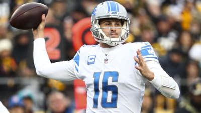 Jared Goff active for Lions in Thanksgiving showdown vs. Bears, will start  for Detroit 