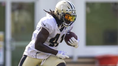 Chasing Alvin Kamara: The NFL's Reluctant Star