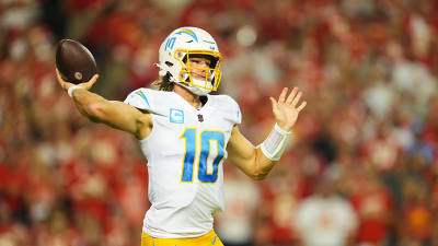 Chargers' Justin Herbert Undergoes X-Rays After Suffering Rib Injury vs.  Chiefs, News, Scores, Highlights, Stats, and Rumors