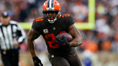 Nick Chubb left the first padded Cleveland Browns practice early