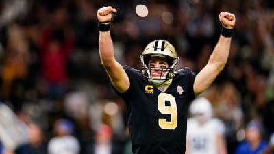 Drew Brees sets NFL single-game completion percentage record, too