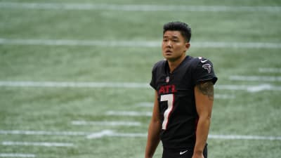 Atlanta Falcons place kicker Younghoe Koo (7) celebrates with