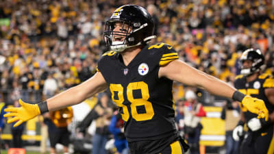 Heath Miller Mentoring Emerging Steelers TE Pat Freiermuth 