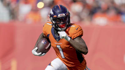 Broncos WR K.J. Hamler picking the brain of Tyler Lockett in