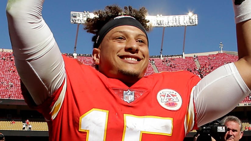 NFL QB Index, Week 4: Tua Tagovailoa vaults Patrick Mahomes to