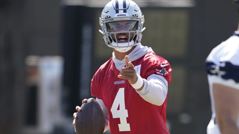 Stephen Jones Makes Opinion Of Dak Prescott Extremely Clear - The Spun:  What's Trending In The Sports World Today