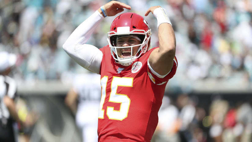 Chiefs begin title defense with 34-20 victory over Texans in first NFL game  of COVID-19 era