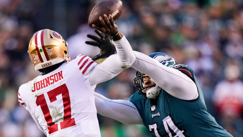 Josh Johnson injury update: 49ers' fourth-string QB exits vs. Eagles with  concussion