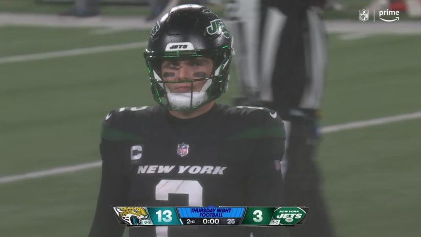 With Zach Wilson struggling, Jets try QB Chris Streveler late in