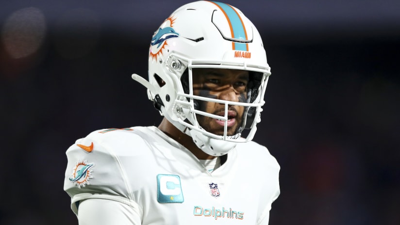 Mike McDaniel confirms Tua Tagovailoa sustained concussion in Week 16, says  Teddy Bridgewater will start vs. Patriots - Dolphin Nation