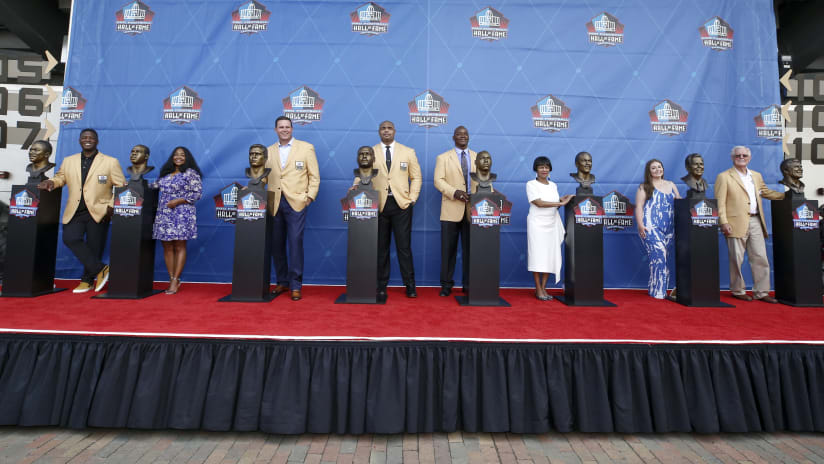 6 Most Notable Snubs for the Pro Football Hall of Fame 2022 Induction Class