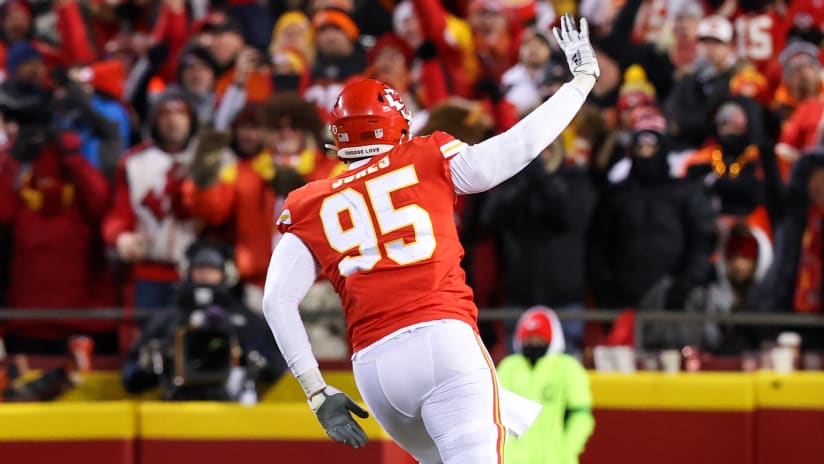 Chris Jones, 'the most unstoppable man in football,' leads Chiefs defense  to Super Bowl LVII