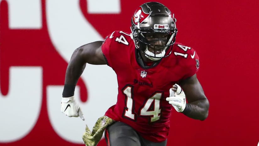 2021 NFL free agency: Buccaneers WR Chris Godwin leads the franchise tag  tracker