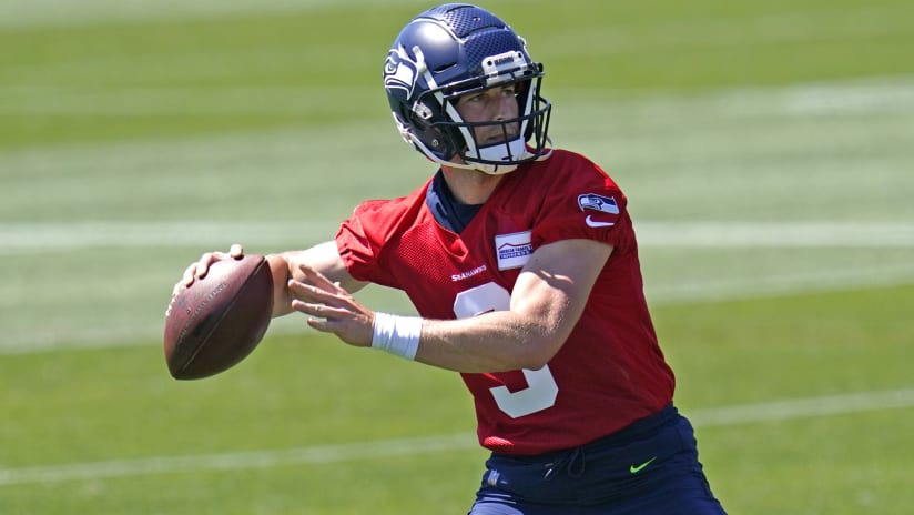 NFL training camp updates 2022: Kirk Cousins out with COVID-19, 5