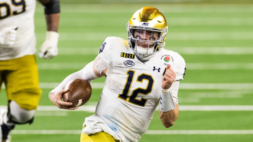 NFL Draft Tape: Notre Dame QB Ian Book //