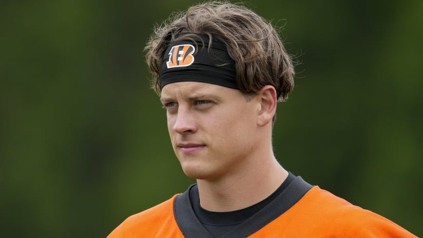 Bengals Quarterback Joe Burrow carted off field during training camp