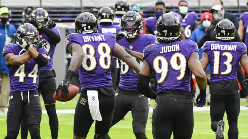 WATCH: Dez Bryant throws up the “X” after 1st TD with Ravens