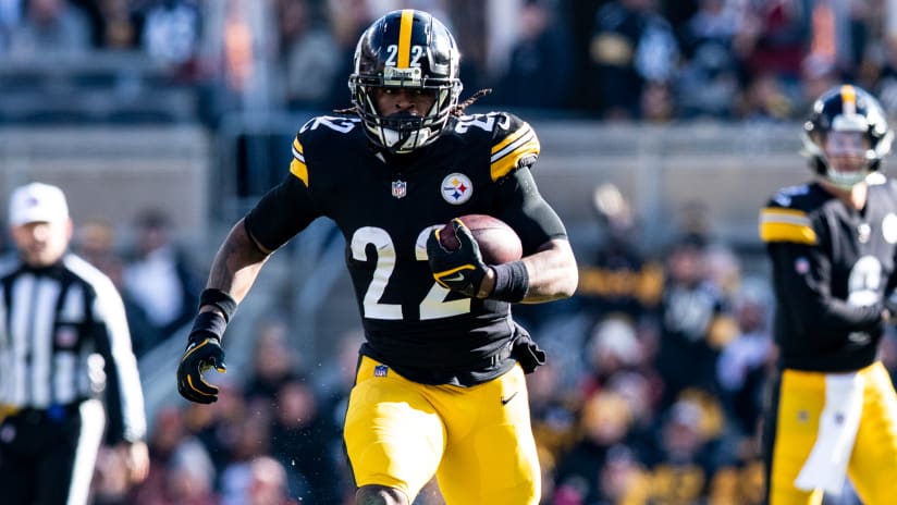 Steelers News: As NFL starts training camp, Benny Snell is looking