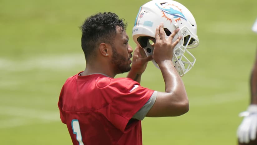 The Reason Tua Tagovailoa Could Realistically Have A Historical NFL Year - Miami  Dolphins