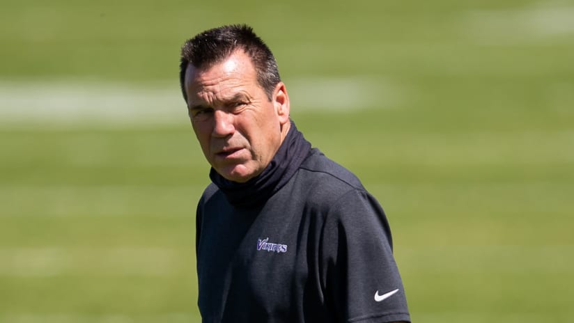 Longtime Broncos coach, player Gary Kubiak retires from NFL – The