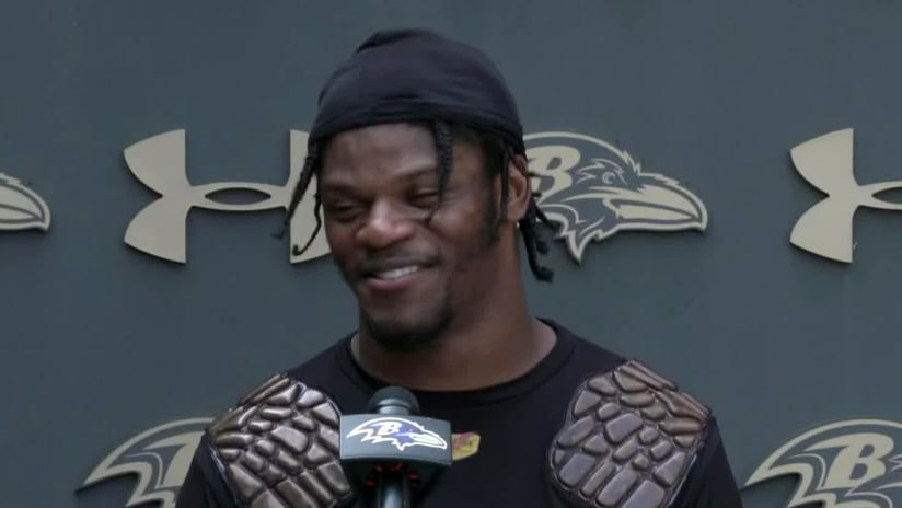 Baltimore Ravens Quarterback Lamar Jackson Noncommittal On Vaccine