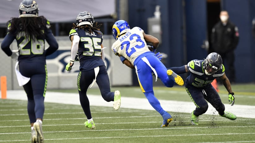 Rams show they can be more than competitive and thump Seahawks 30-13 in  season opener