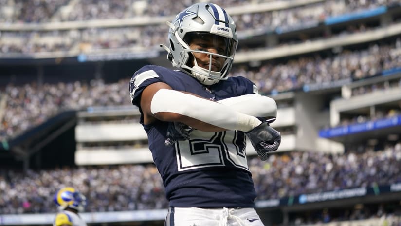 Tony Pollard's franchise tag delights Cowboys fans and experts, avoiding  Ezekiel Elliott repeat