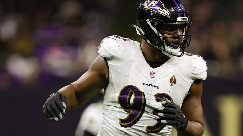 Ravens Set to Release Veteran DE Calais Campbell