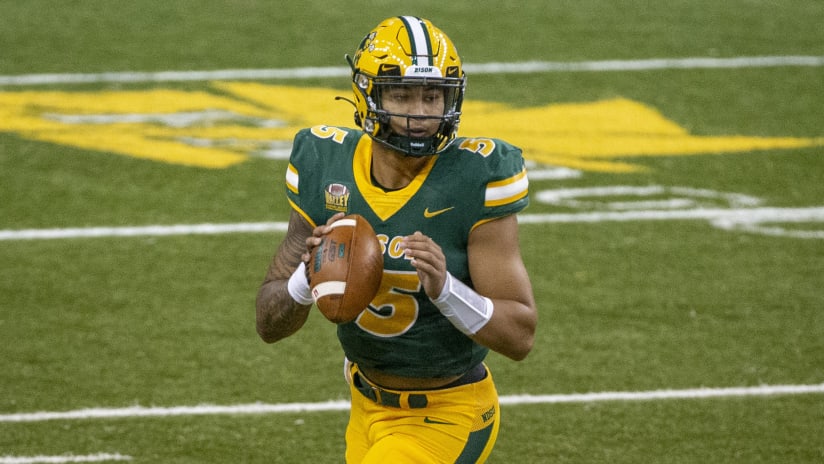 2021 NFL DRAFT QB PROSPECT RANKINGS - Scout Trout