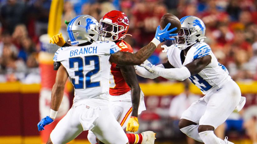 Photo: Chiefs' Chris Jones Attends Lions Game in Suite amid