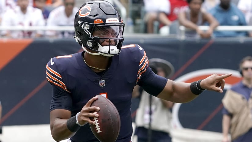 Chicago Bears QB Justin Fields to make 1st NFL start against Cleveland  Browns Sunday replacing injured Andy Dalton - ABC7 Chicago