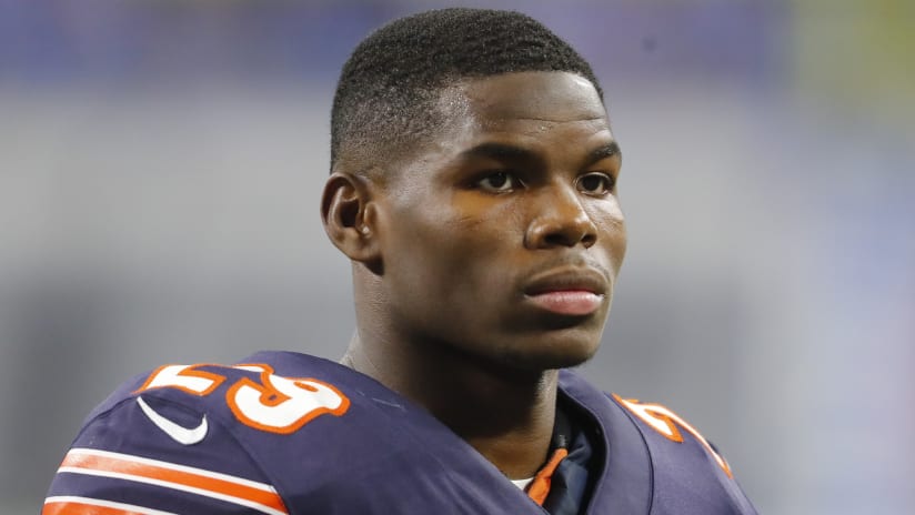 Bears releasing RB Tarik Cohen, DL Eddie Goldman