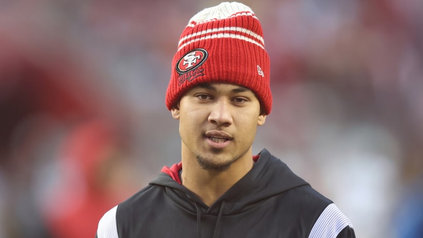 San Francisco 49ers 2021 SALUTE-TO-SERVICE Knit Beanie Hat