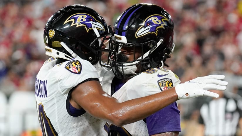 Baltimore Ravens tight end Isaiah Likely (80) celebrates with