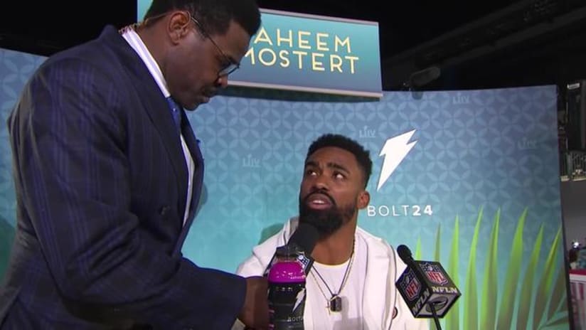 Video: Damien Williams Swaps Jerseys With Raheem Mostert After Super Bowl