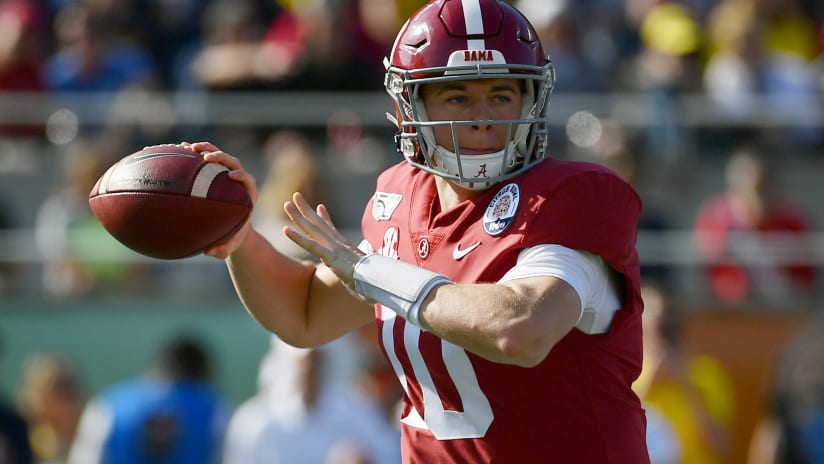 Mac Jones Says Mom Will Decide Whether He Leaves Alabama for NFL